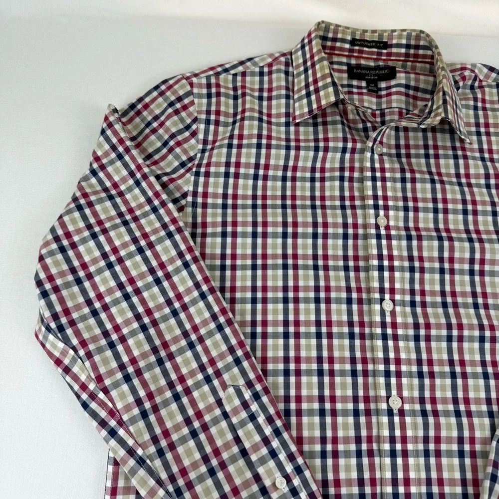Banana Republic Untucked Fit Non-Iron, Slim Fit M Red/White/Blue Button-up Shirt